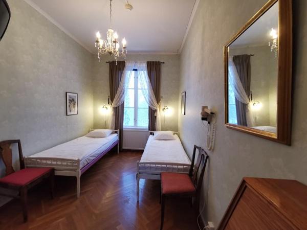 Ulfshyttans Herrgard, Naera Romme Alpin Borlänge Room photo
